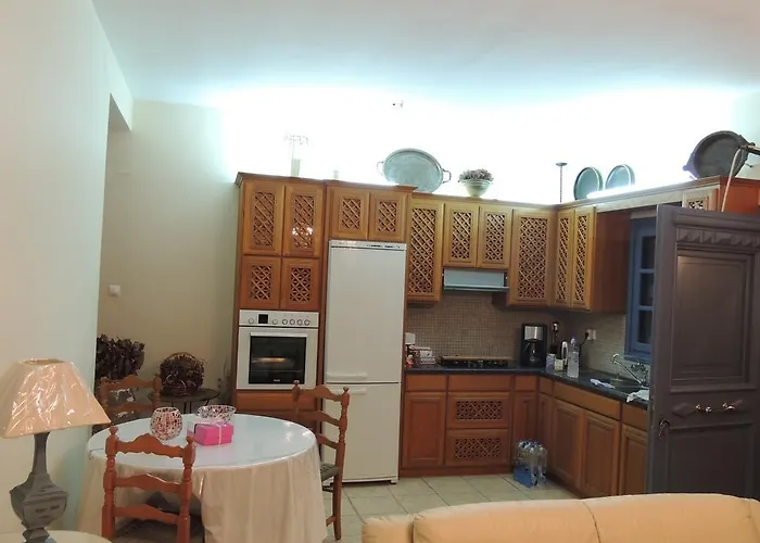 Marouso Villa